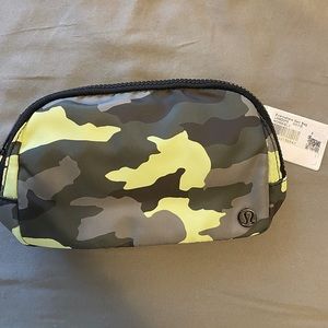 Lulu lemon Athletica Everywhere Belt Bag